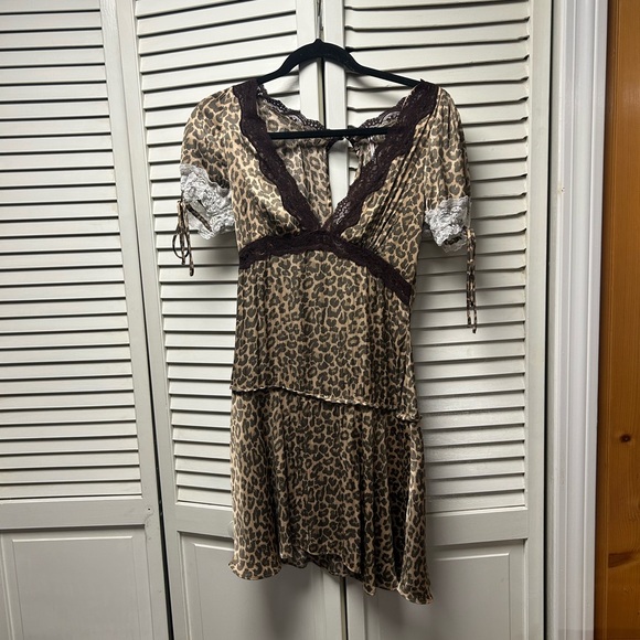 NWOT Free People Animal Print Lace Chemise - Picture 2 of 5